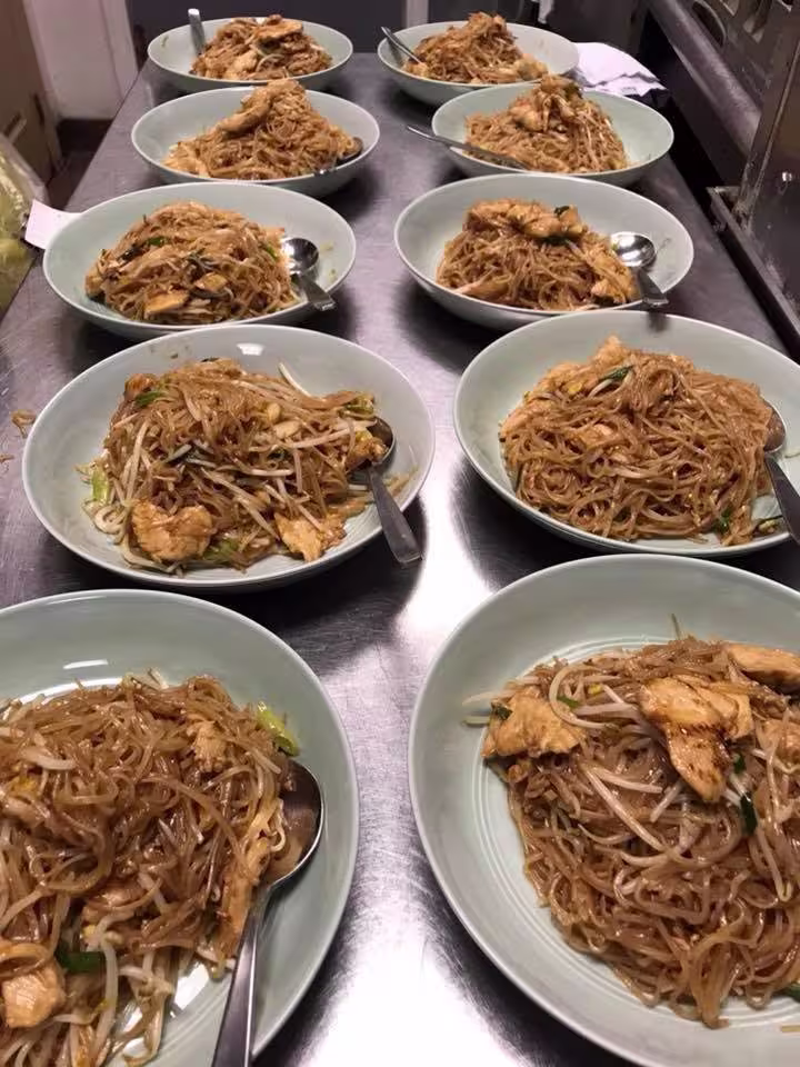 Bowls of Thai glass noodle stir-fry